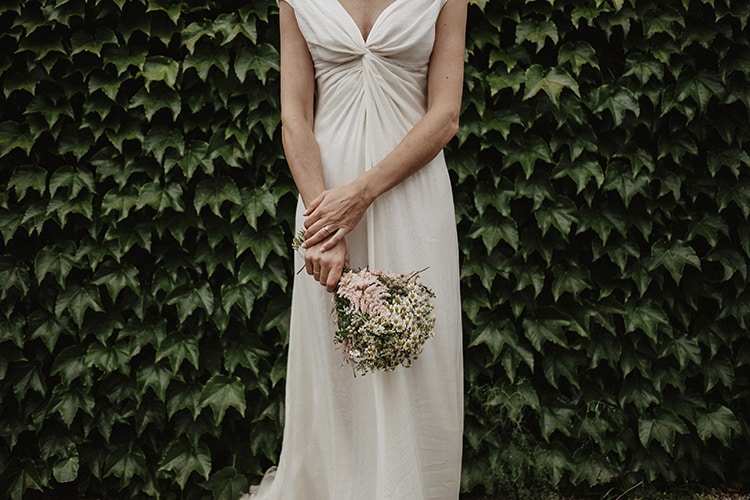 Vestido de novia de seda - vestidos de novia 2021 - tienda de vestidos de novia en Vigo